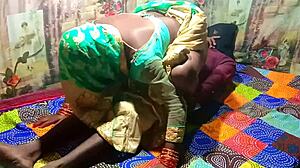 Sex auf dem Land mit einem wunderschönen indischen Mädchen in HD-Video