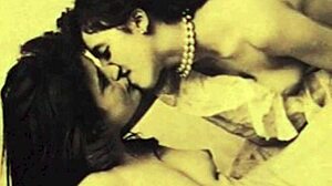 Viktoriansk gentleman deler sine seksuelle eventyr med en hårete bestemor