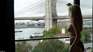 Blondit amatöörit paljastavat alastonkuvauksensa