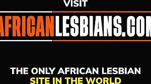 Dwie czarne kobiety oddają się lesbijki seksowi na zewnątrz i lizią sobie genitalia